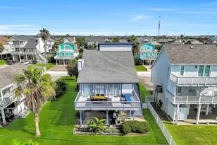 13819 San Domingo Dr, Galveston, TX 77554 - Photo 5