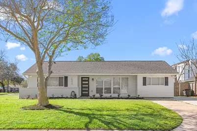 10230 Valencia Drive, Houston, TX 77013 - Photo 1