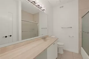2860 Holly Hall St, Houston, TX 77054 - Photo 15