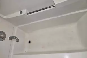 938 Birnham Woods Blvd, Pasadena, TX 77503 - Photo 5