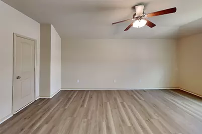 2313 Jefferson Crossing Drive, Conroe, TX 77304 - Photo 15