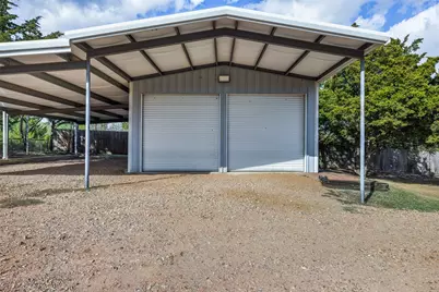 6885 Gibbs Creek Road, Chappell Hill, TX 77426 - Photo 19