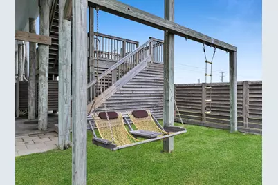1684 1/2 Highway 87, Gilchrist, TX 77617 - Photo 15
