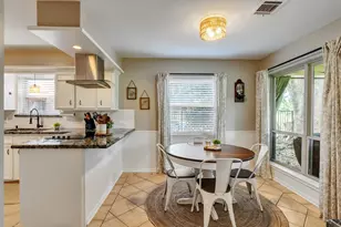 3606 E Creek Club Dr, Missouri City, TX 77459 - Photo 11