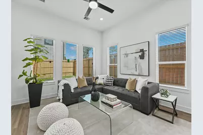 2588 W Tidwell Road, Houston, TX 77091 - Photo 3