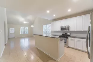 78 E Heritage Mill Cir, The Woodlands, TX 77375 - Photo 9