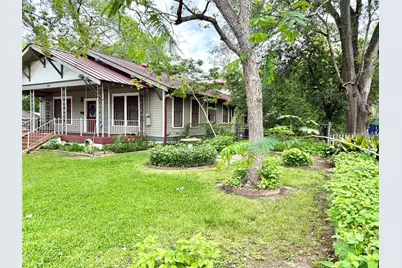 607 W Fox Street, Caldwell, TX 77836 - Photo 3