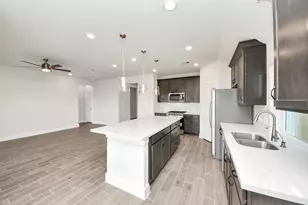 235 Orchard Laurel Dr, Alvin, TX 77511 - Photo 21