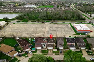 9206 Homeland Dr, Houston, TX 77083 - Photo 35
