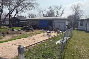 29 17th Ave N, Texas City, TX 77590 - Photo 1