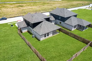 626 Escondido Dr, Dayton, TX 77535 - Photo 37