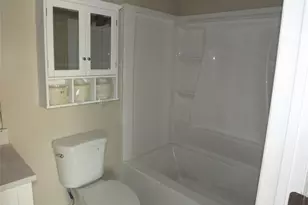 3232 Creekmont Dr, Houston, TX 77091 - Photo 13