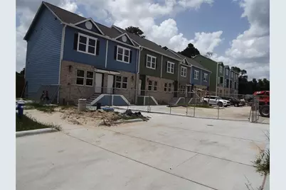 3232 Creekmont Dr, Houston, TX 77091 - Photo 1
