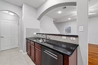 8910 Minola Oaks Drive, Houston, TX 77064 - Photo 13