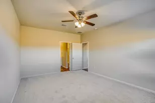 8211 Burnt Orchid Dr, Houston, TX 77016 - Photo 9