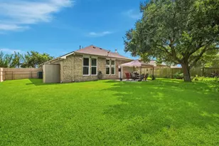 3204 Meadow Bay Ln, League City, TX 77539 - Photo 5