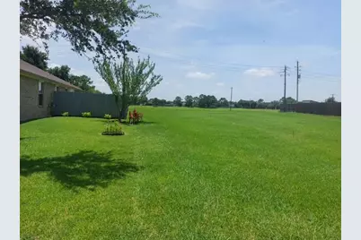 3204 Meadow Bay Lane, Dickinson, TX 77539 - Photo 7