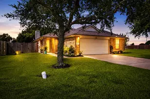 3204 Meadow Bay Ln, League City, TX 77539 - Photo 1