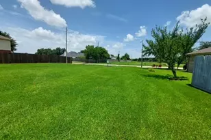 3204 Meadow Bay Ln, League City, TX 77539 - Photo 31