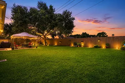 3204 Meadow Bay Lane, League City, TX 77539 - Photo 3