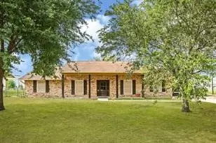 32114 Robin Ln, Waller, TX 77484 - Photo 1
