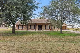 32114 Robin Ln, Waller, TX 77484 - Photo 1