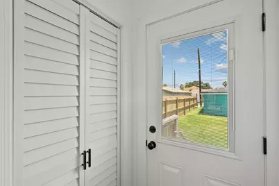 4907 Alamo Drive, Galveston, TX 77551 - Photo 11