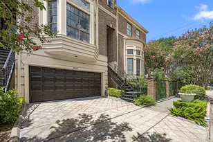 1926 Indiana St, Houston, TX 77019 - Photo 3