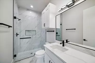 4714 Tamarisk Street, Bellaire, TX 77401 - Photo 29