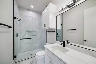 4714 Tamarisk St, Bellaire, TX 77401 - Photo 29