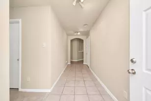 23127 N Waterlake Dr, Richmond, TX 77406 - Photo 5