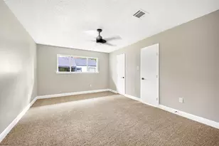 5730 Old Lodge Dr, Houston, TX 77066 - Photo 7