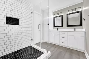 5730 Old Lodge Dr, Houston, TX 77066 - Photo 5