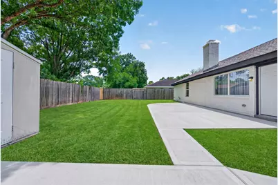 16330 Green Shade Drive, Houston, TX 77090 - Photo 31