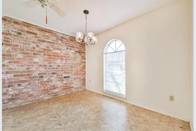 3914 Laura Leigh Drive, Friendswood, TX 77546 - Photo 7