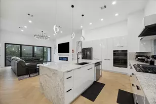 809 Memorial Heights Dr, Houston, TX 77007 - Photo 15
