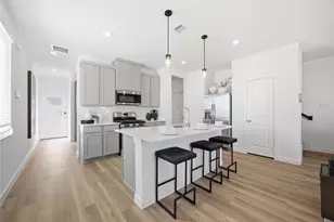 5811 Burt St, Houston, TX 77091 - Photo 3