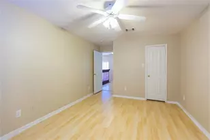 13630 Country Green Ct, Houston, TX 77059 - Photo 19