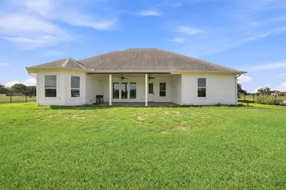 203 Cavalry Trail Drive, Rosharon, TX 77583 - Photo 33