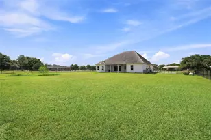 203 Cavalry Trail Dr, Rosharon, TX 77583 - Photo 5