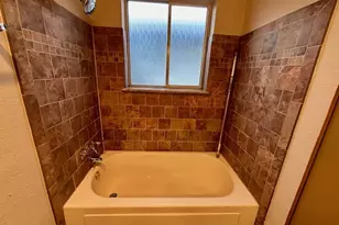 2201 Fountain View Dr, Houston, TX 77057 - Photo 13
