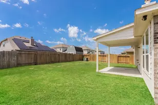 439 Sky Ridge Dr, Alvin, TX 77511 - Photo 15