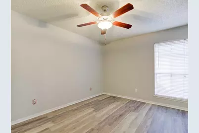 1900 Bay Area Boulevard #T-194, Houston, TX 77058 - Photo 5