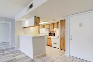 1900 Bay Area Blvd, Houston, TX 77058 - Photo 9