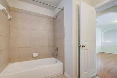 114 Northbay Court, Dickinson, TX 77539 - Photo 15