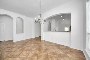 15 Palm Desert Dr, Manvel, TX 77578 - Photo 9