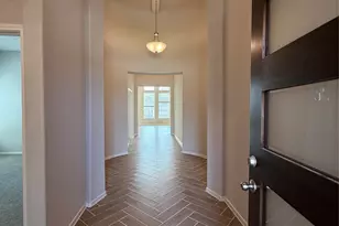 1061 Comal Trl, Dayton, TX 77535 - Photo 3