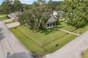 603 Renaldo St, Dickinson, TX 77539 - Photo 3