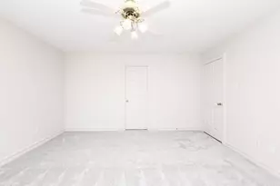 11102 Brook Mill Ct, Houston, TX 77065 - Photo 27