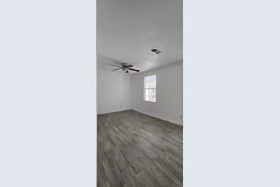 811 Knights Bridge Lane #A, Webster, TX 77058 - Photo 3